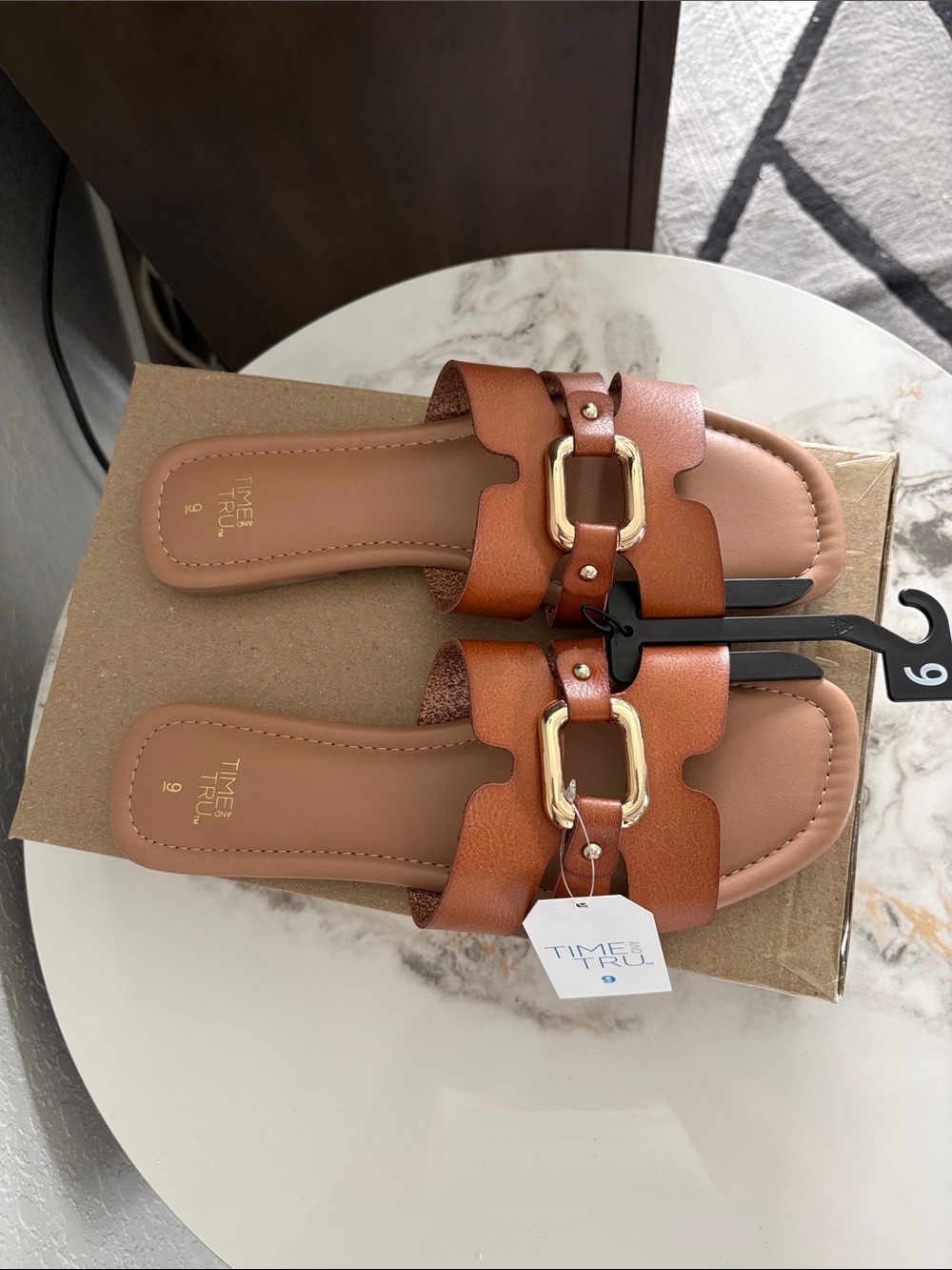Time and Tru Tan Brown Slide Sandals with Gold Buckle Size 9 - Picture 6 of 9